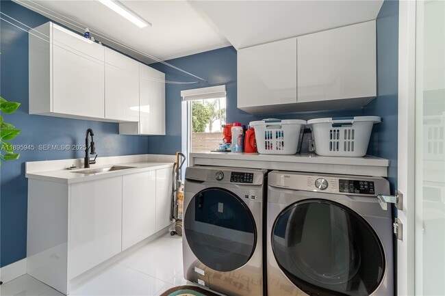 Building Photo - 11531 SW 93rd St