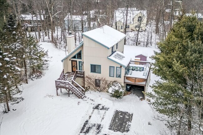 Building Photo - 157 Seminole Trail