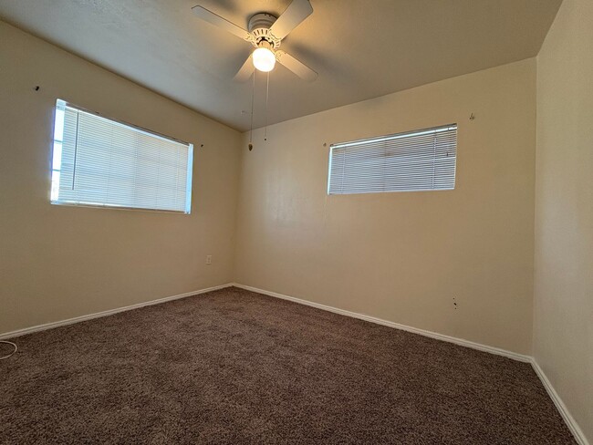 Building Photo - Home for Rent in the Lower Valley of El Paso