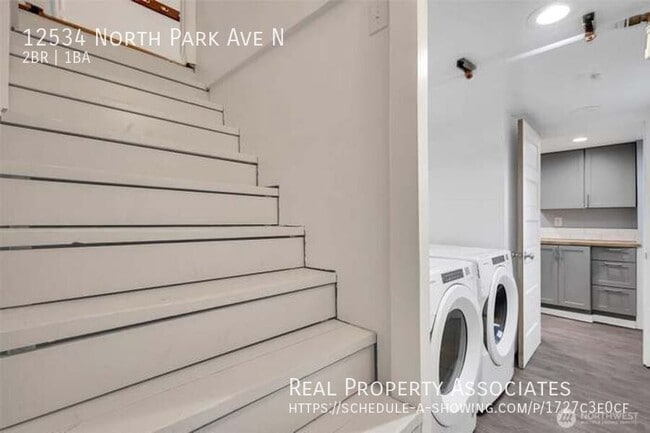 Building Photo - 12534 N Park Ave N