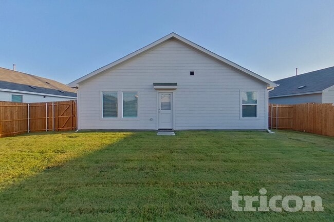 Building Photo - 1605 Baugh St