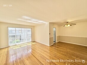 Building Photo - 1124 S Holt Ave