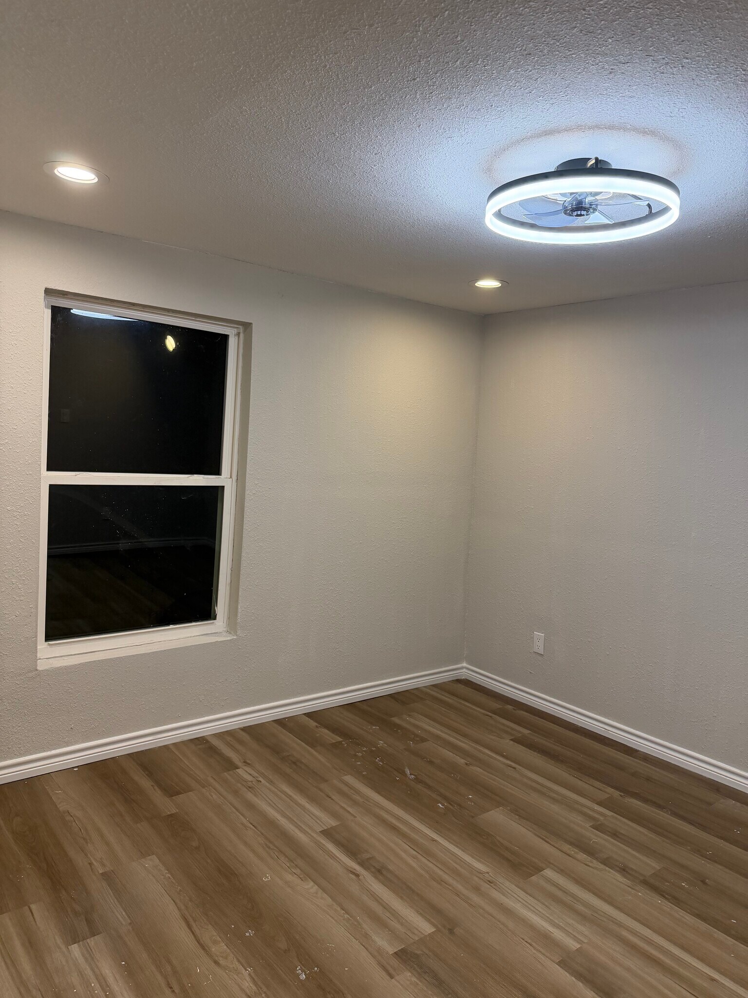 Building Photo - 2006 Cates St