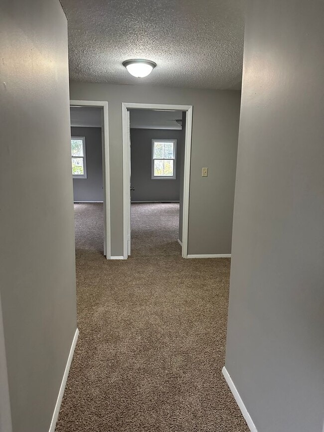 Building Photo - 3101 Oliver St