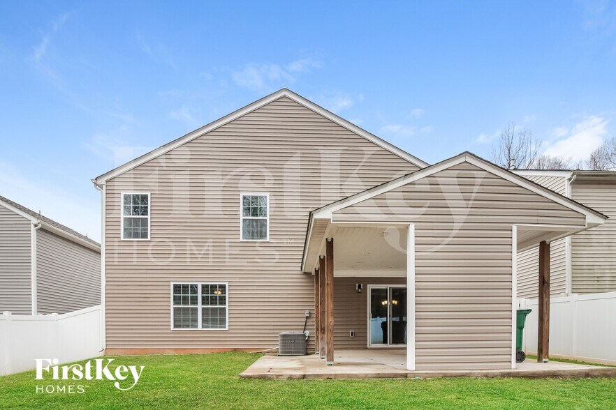 Building Photo - 7516 Niccoline Ln