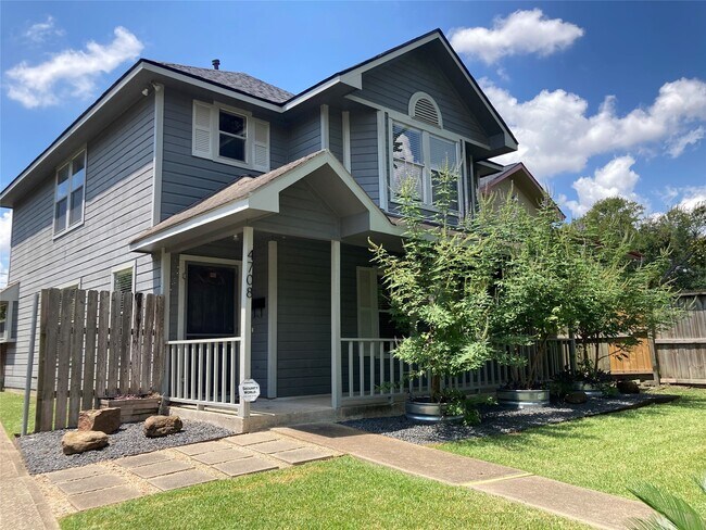 Building Photo - 4708 Park Dr