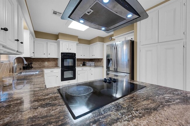 Building Photo - 11827 Normont Dr