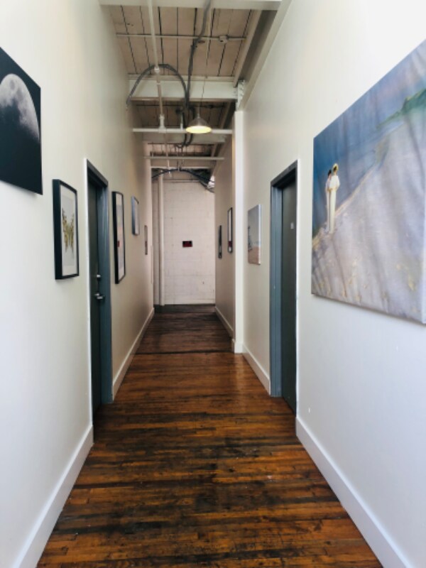Building Photo - 1417 Kemper St