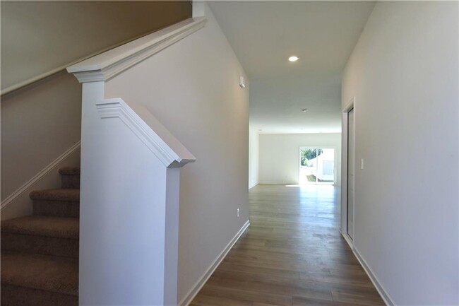 Building Photo - 1588 Hay Patch Ln