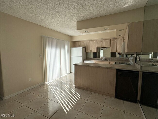 Building Photo - 1710 Park Meadows Dr