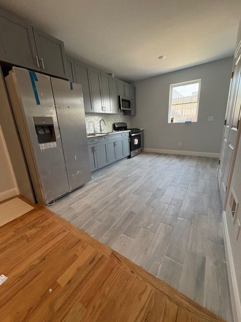 Building Photo - 479 N 6th St