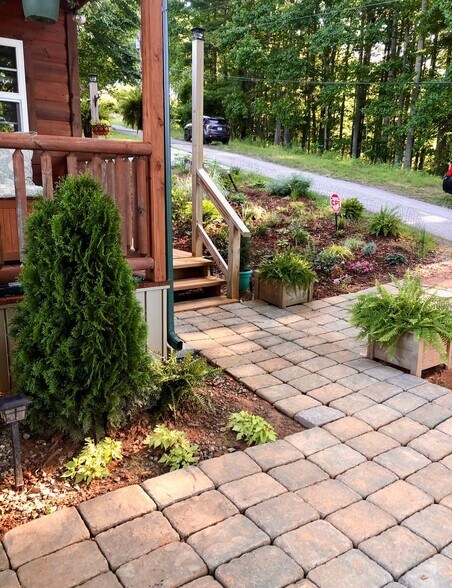 Building Photo - 111 Sunrise Ln