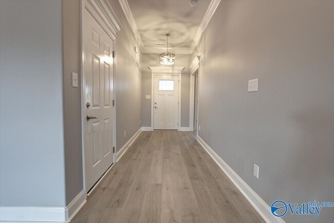 Building Photo - 26480 Naomi Wy