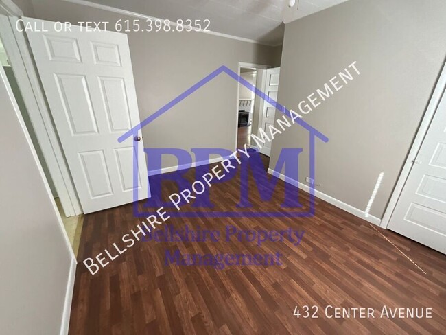 Building Photo - 432 Center Ave