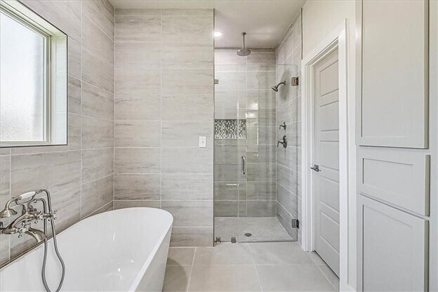 Building Photo - 7026 Adcote Dr