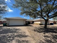 Building Photo - Duplex