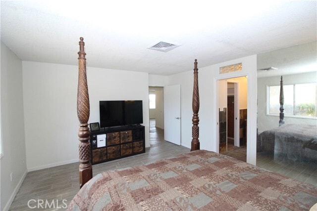 Building Photo - 57801 San Tropeze Dr