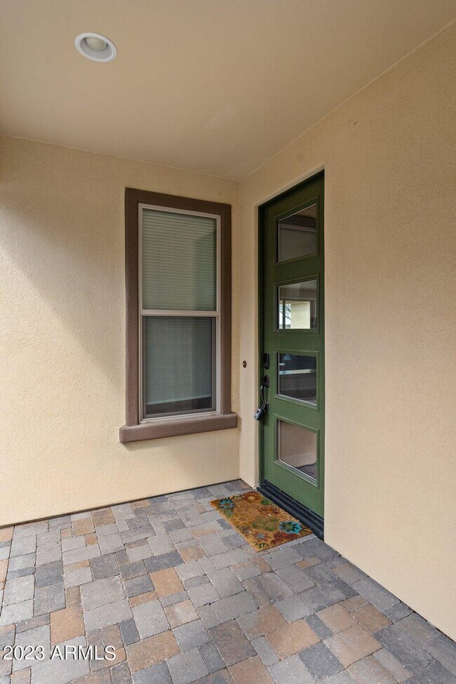 Building Photo - 4456 Covered Wagon Trl