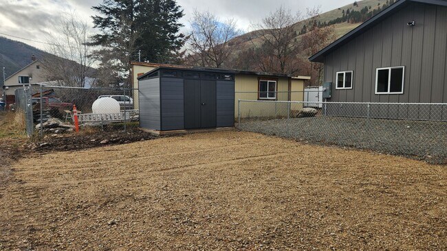 Building Photo - Newly Constructed Four Bedroom House With a Dog Considered