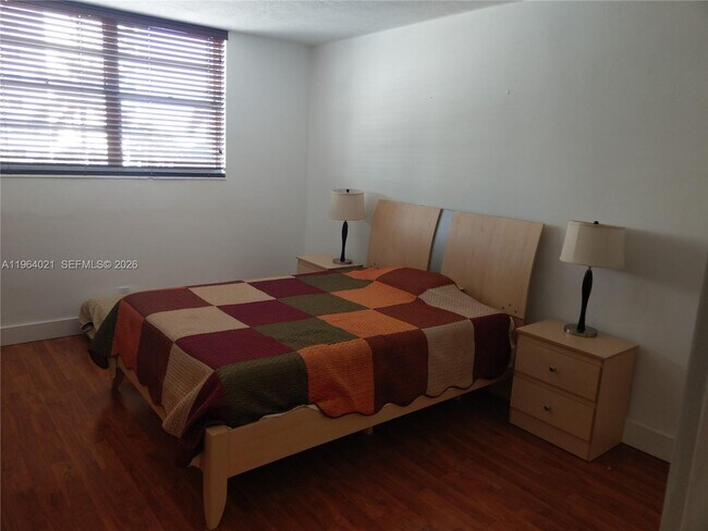 Building Photo - 3000 S Ocean Dr