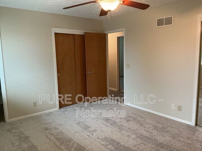 Building Photo - 6408 N 79th Ave
