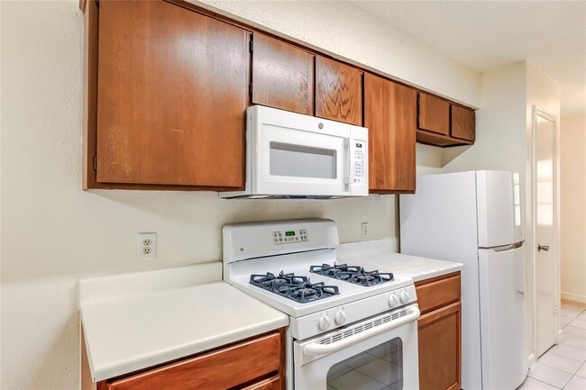 Building Photo - 14202 Sussman Ct