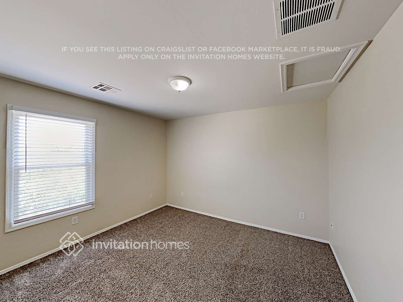 Building Photo - 15801 N 171st Dr