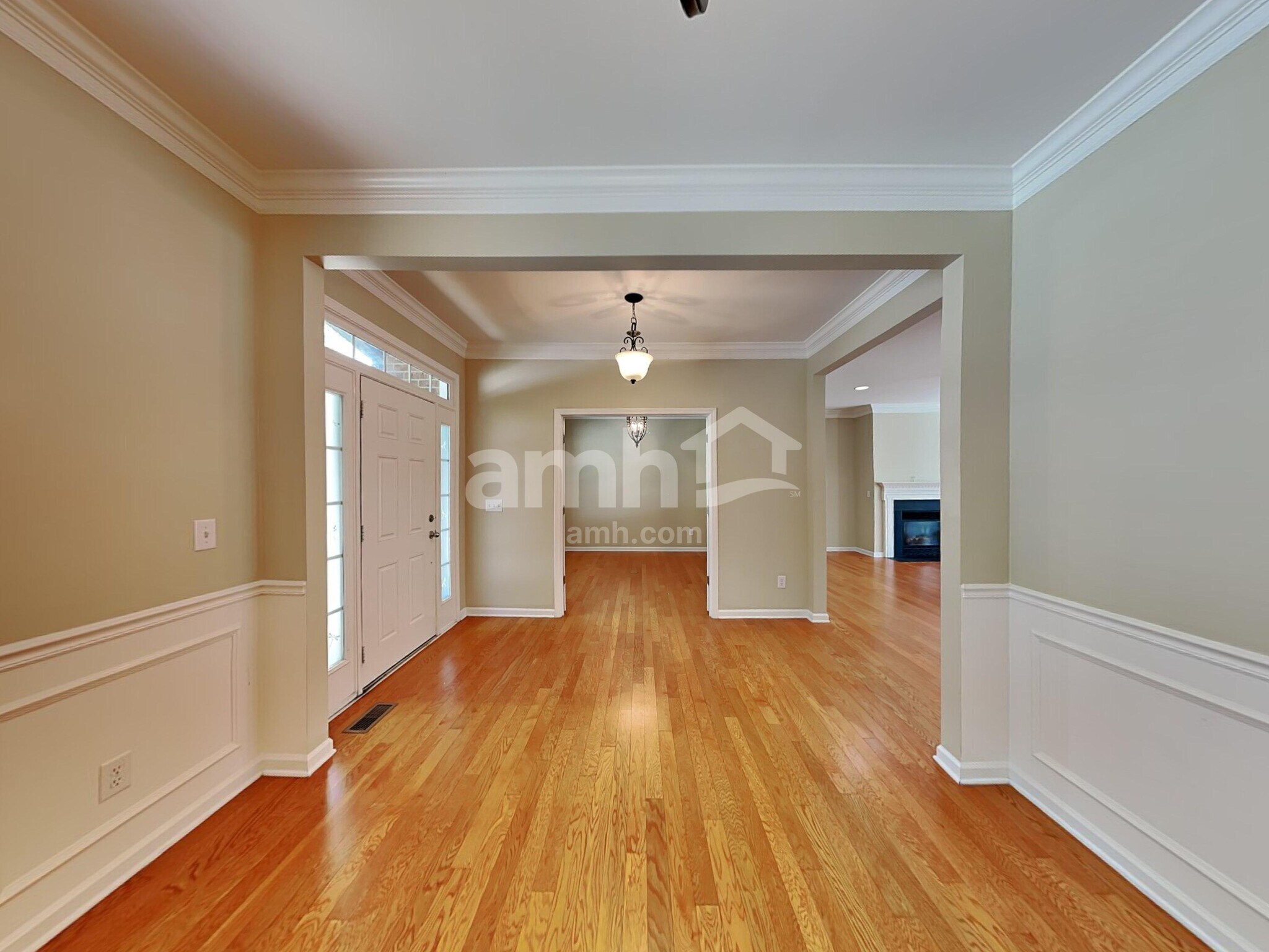 Building Photo - 319 Forest Bend Dr