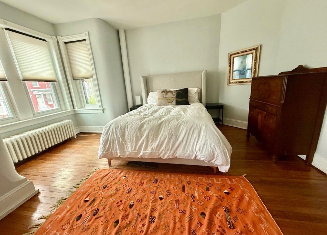 Building Photo - 768 Harvard St NW