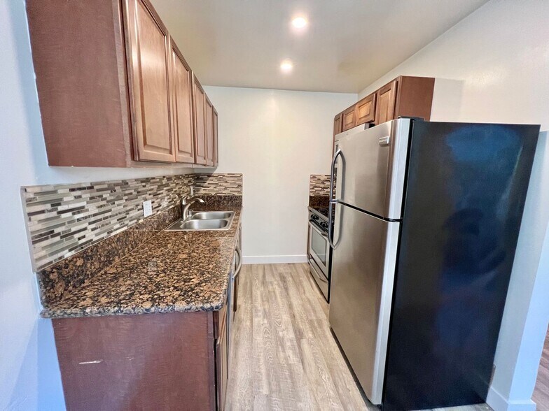 Building Photo - 3608 Keystone Av