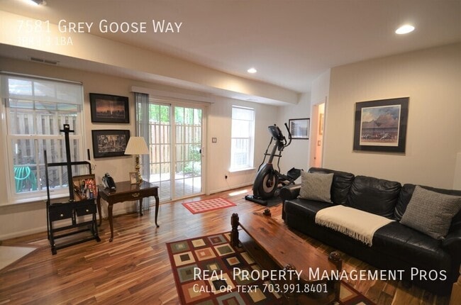 Building Photo - 7581 Grey Goose Way