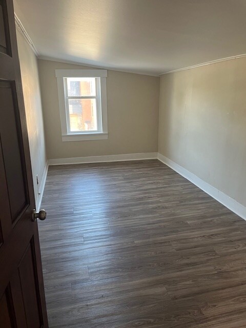 3rd bedroom - 233 S Market St