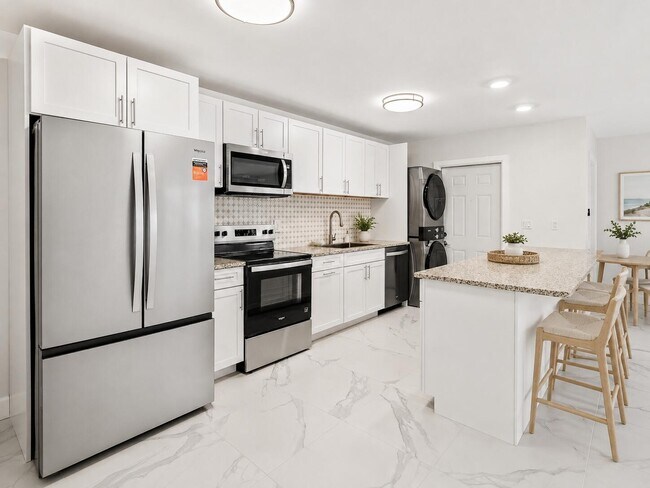 Building Photo - 240 SW 7th St