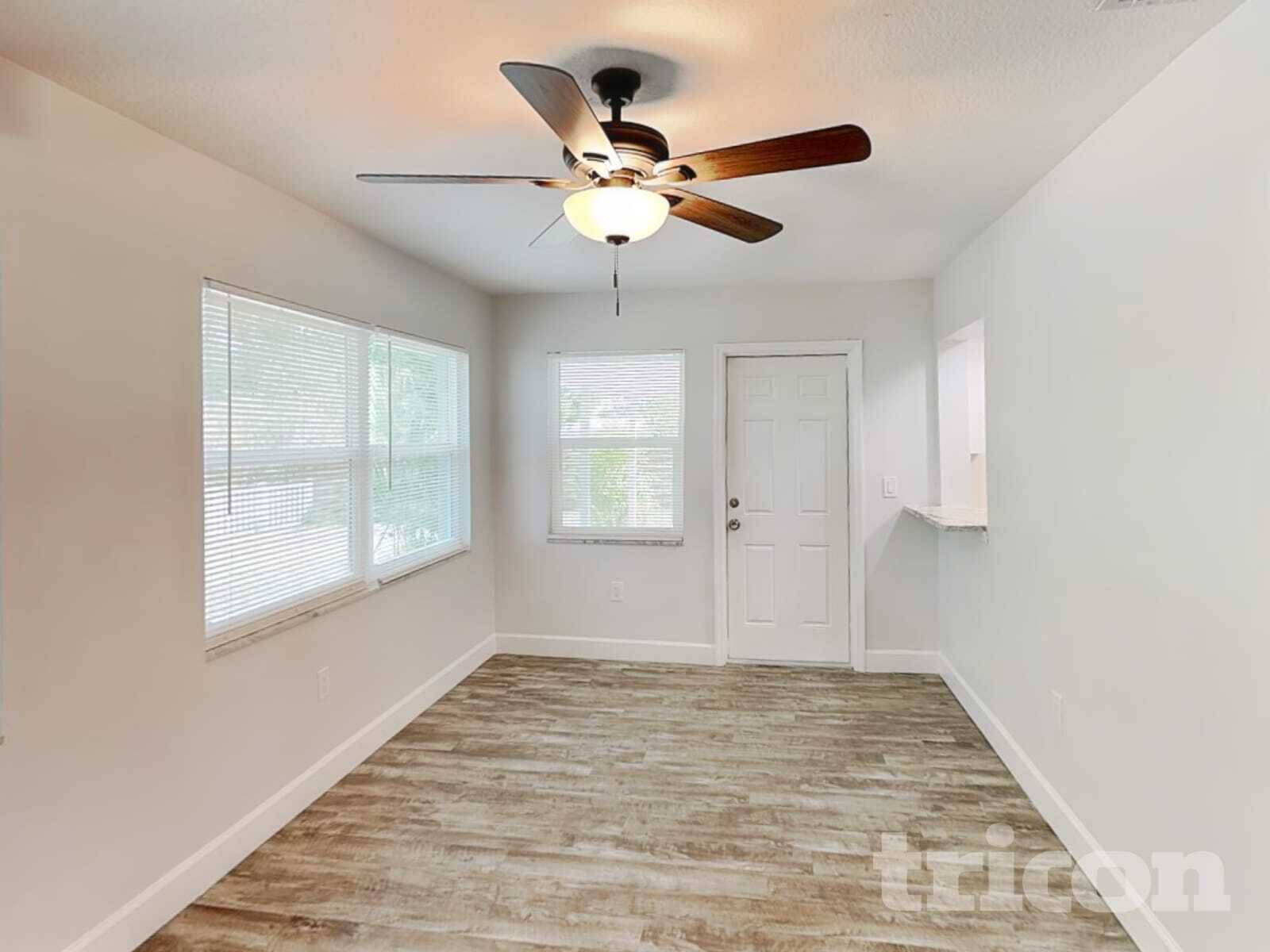 Building Photo - 6325 Mosby Pl