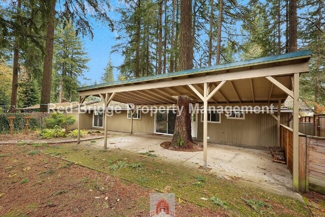 Building Photo - 5695 SW Washington Ct