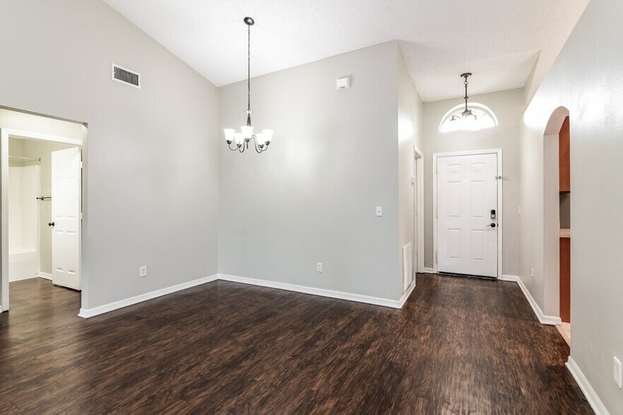 Building Photo - 1122 Blackwood Way