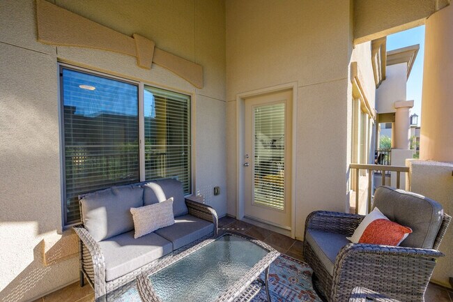 Building Photo - 5450 E Deer Valley Dr