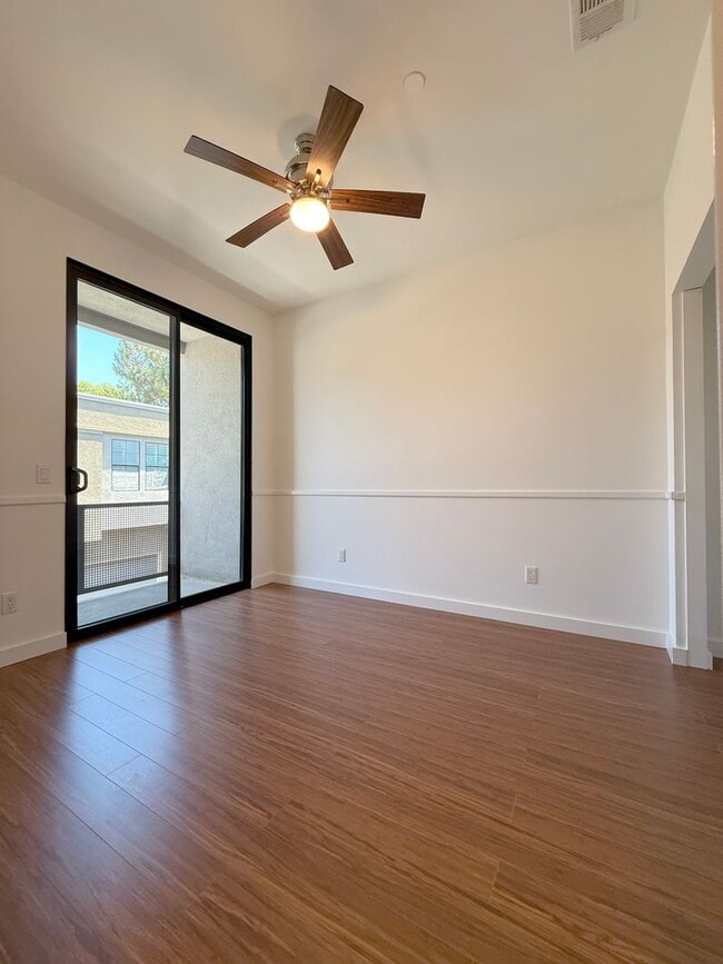 Building Photo - Modern Live/Work Loft In Sought After Depo...