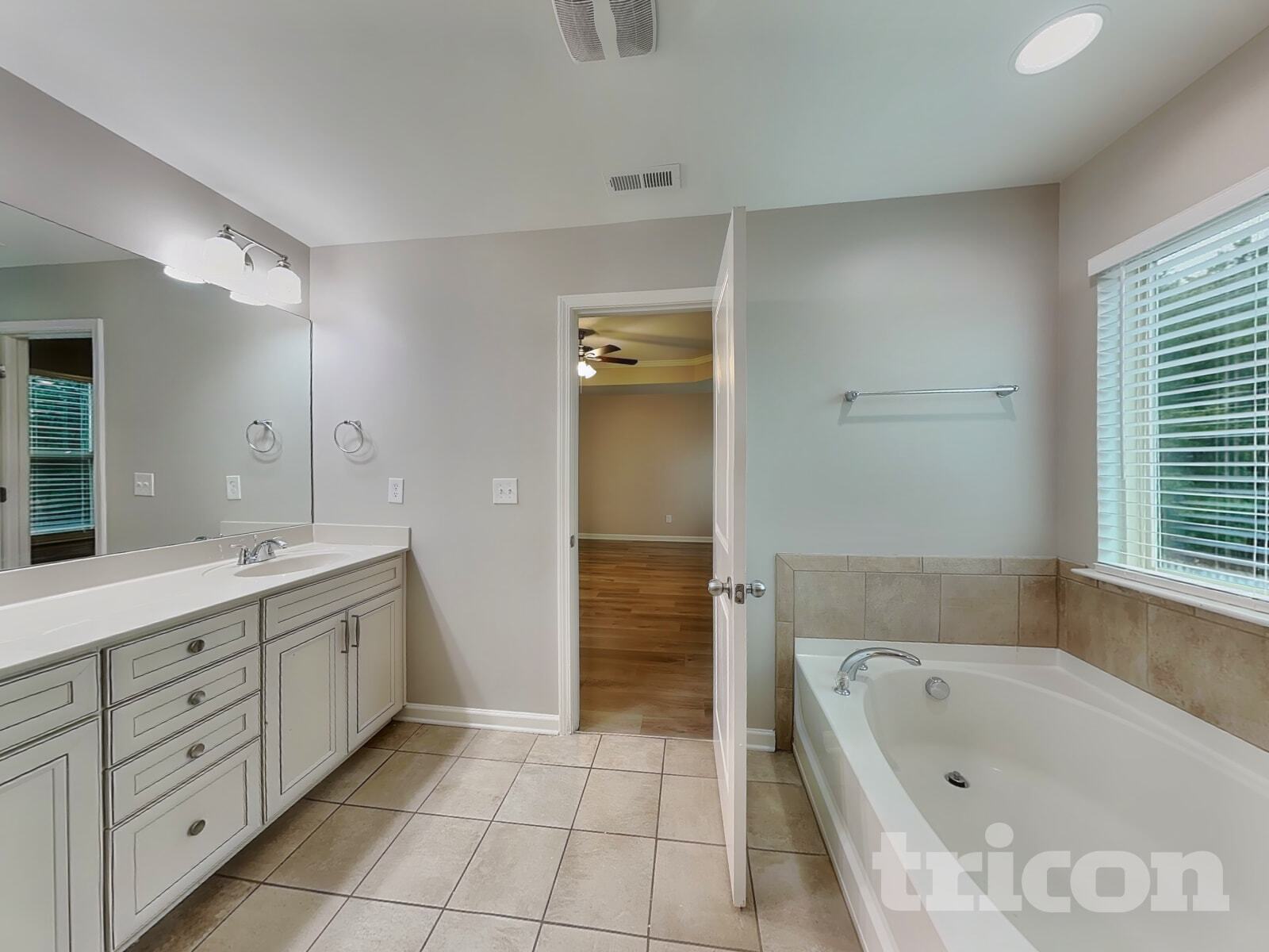 Building Photo - 10031 Wrigley Dr