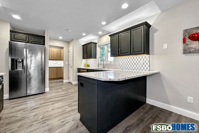 kitchen - 14404 Maple Dr