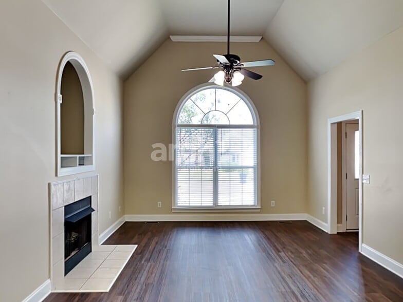 Building Photo - 3014 Waywood Dr