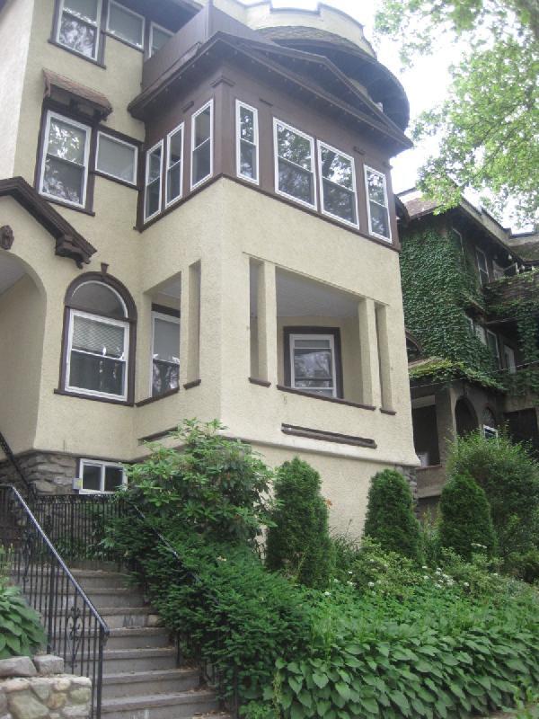 Building Photo - 201 Rawson Rd