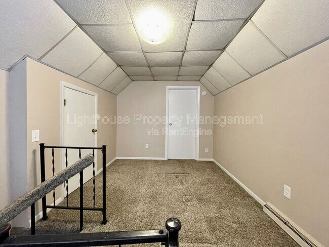 Building Photo - 3580 Marine St SW