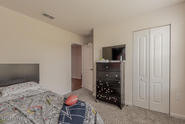 Building Photo - 3348 Lawton Pl
