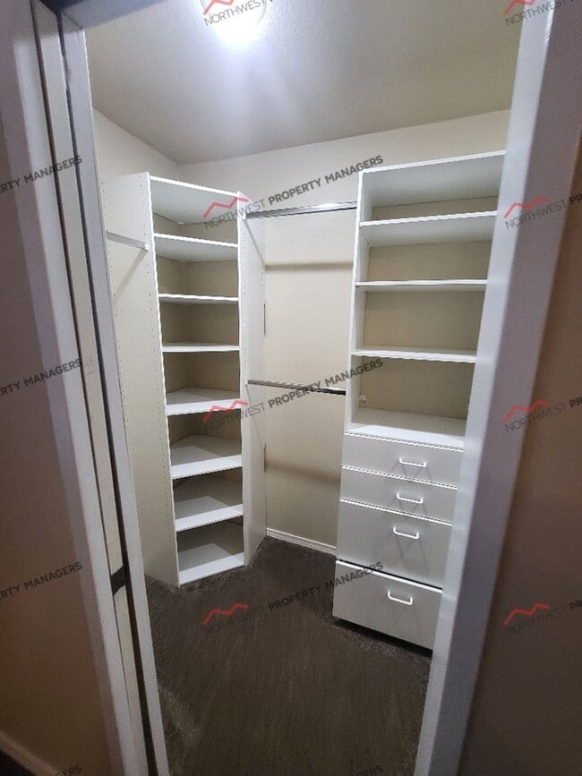 Building Photo - STATUS: *AVAILABLE* | R28 | $1895 + $100 FLAT RATE FOR W/S