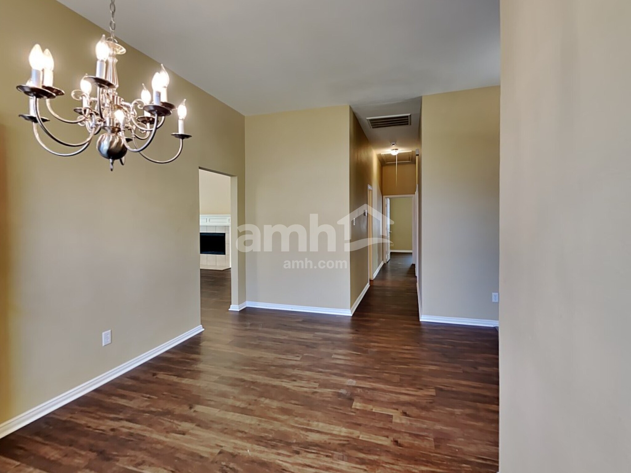Building Photo - 206 Ephraim Dr