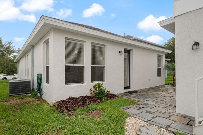 Building Photo - 6451 New Independence Pkwy