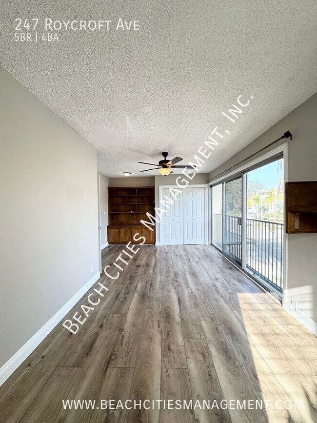 Building Photo - 247 Roycroft Ave