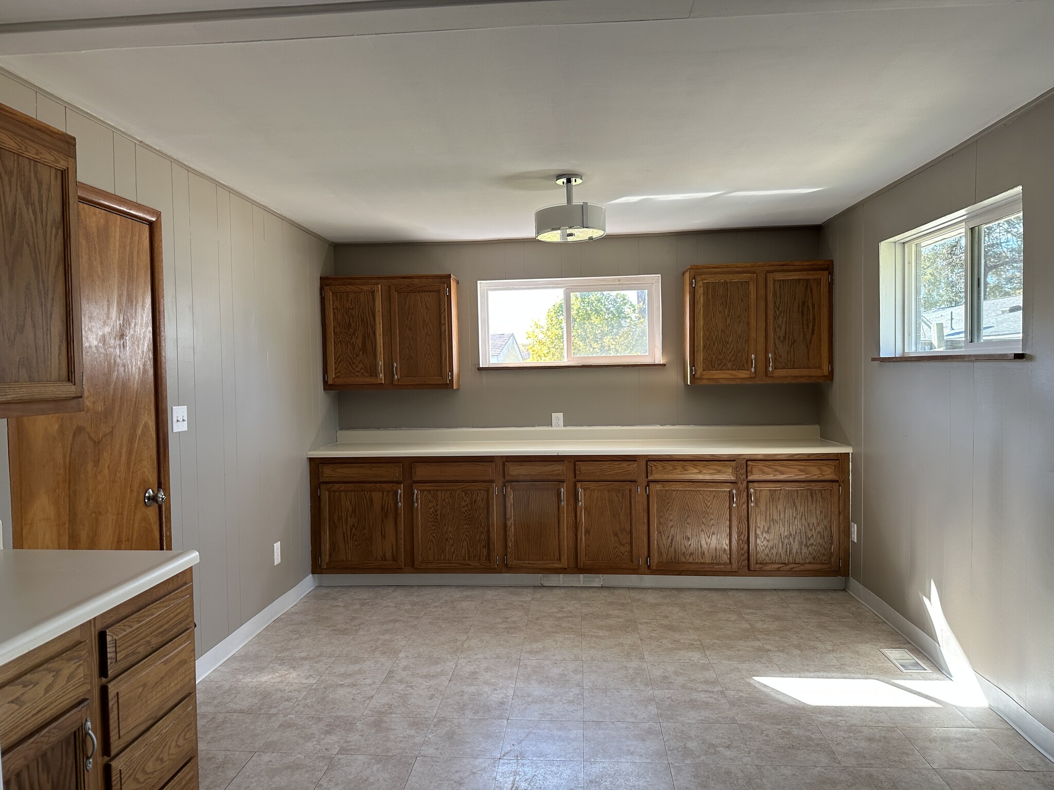 Dining Area is open to the kitchen - 6120 Pinedale Dr