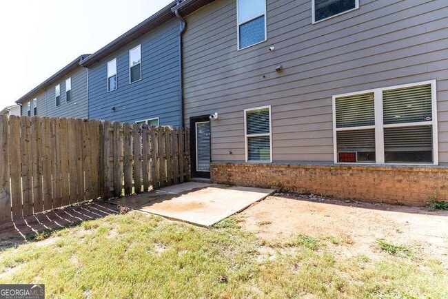 Building Photo - 1028 Mcconaughy Ct